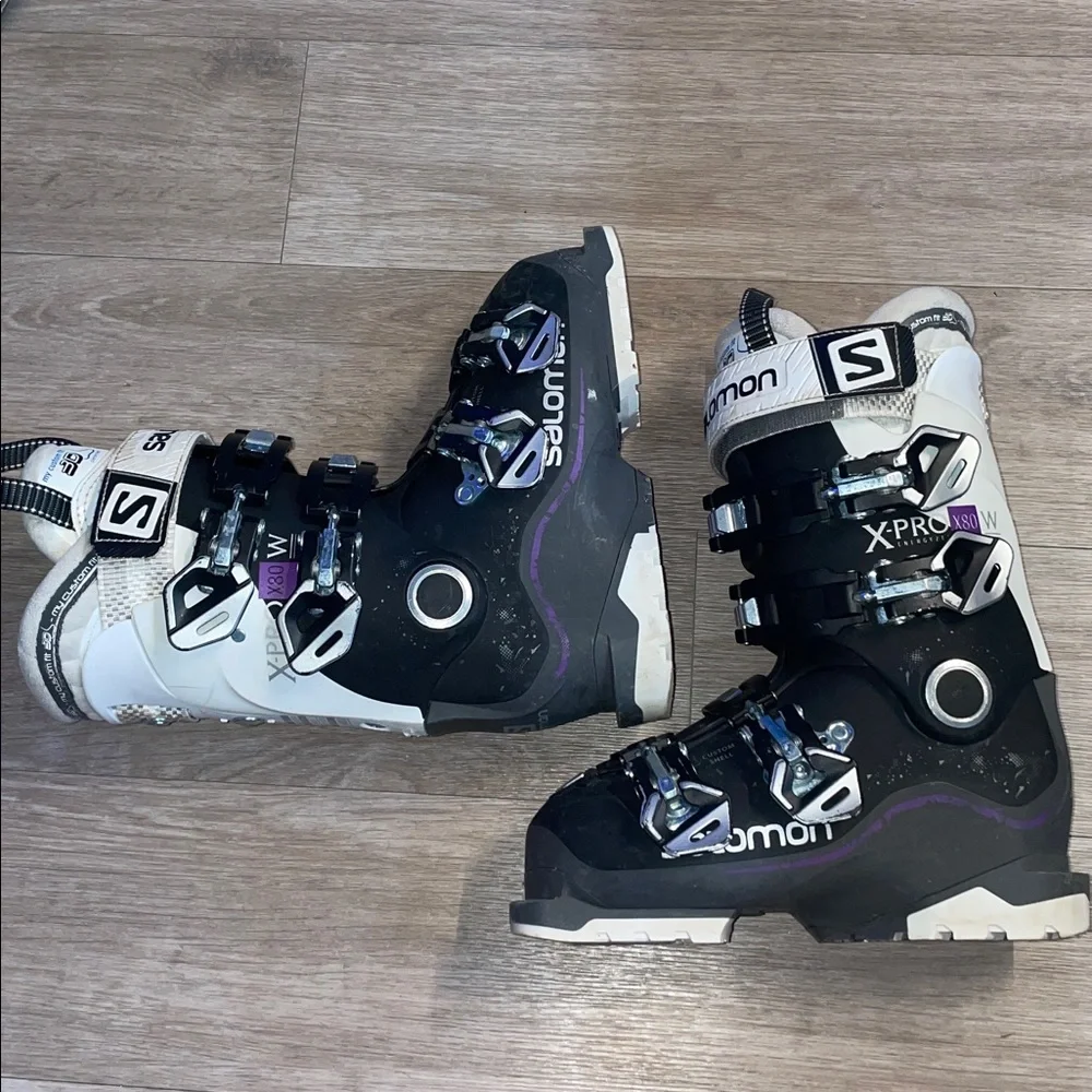 Salomon X Pro 80W Ski Boots - Women's - Size 22/22.5 fits a women’s size 6 - Picture 3 of 7